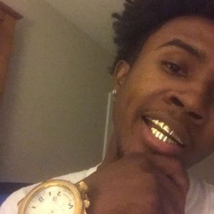 Meet your Posher, Aaron